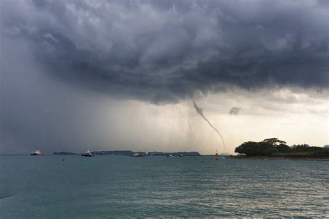 Waterspout Forms Off S'pore's South Coast Right Before Shower On 6 Dec