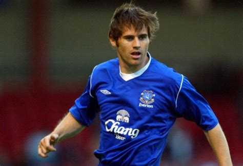 Kevin Kilbane: Everton suffering a ‘disastrous’ spell under Roberto Martinez | Shoot - Shoot