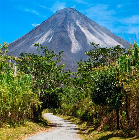 Arenal Volcano Hike Tour |Most popular Tour in arenal Volcano |Costa Rica