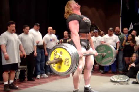 Is Becca Swanson's 672 lb Deadlift the Heaviest Ever by a Woman? | BarBend