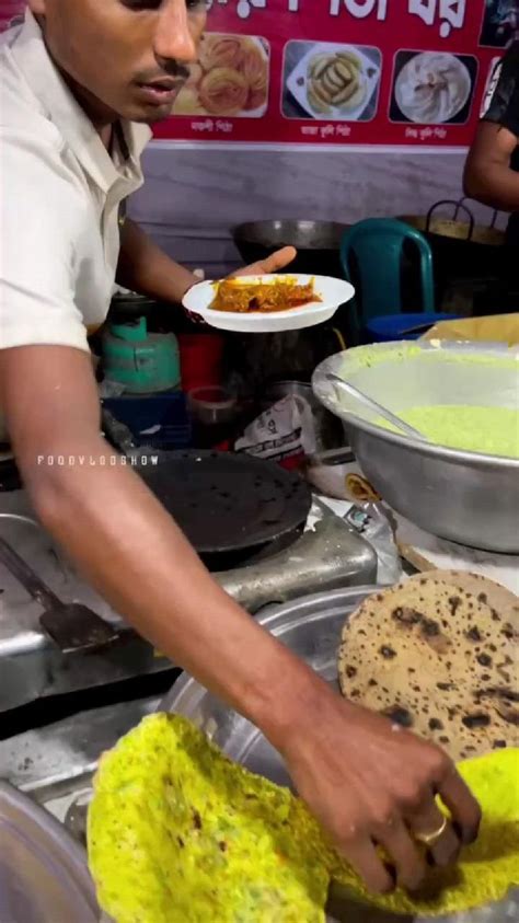 Bangladeshi Street Food🤤 #uniquefood #streetfood #foodvlogger #foodvlogshow | Street food, Food ...