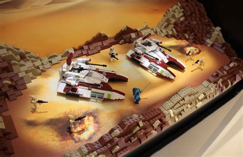 Brickfinder - LEGO Star Wars Republic Fighter Tank First Look