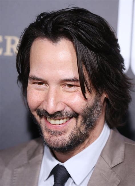 Keanu Reeves Does Actually Smile Sometimes, and Here Are 25 Photos That ...