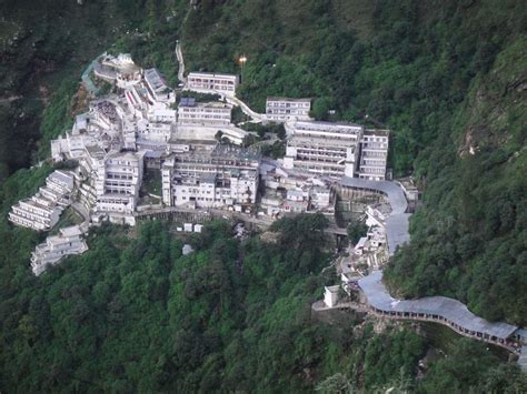 Vaishno Devi Tour Package With Srinagar - Holiday Travel