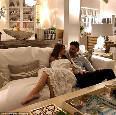 Sofia Vergara shares cuddly photo with husband on vacation | Daily Mail ...