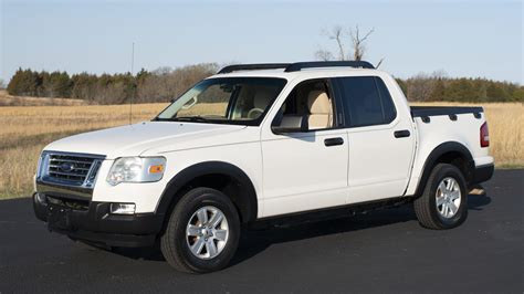 2009 Ford Explorer Sport Trac at Houston 2023 as T172 - Mecum Auctions