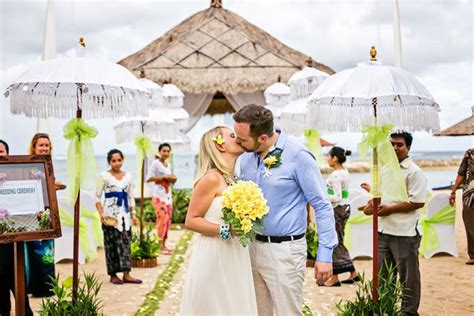 Wedding at Hotel Bali tropic Resort & Spa by Bali Divine Wedding | Bridestory.com