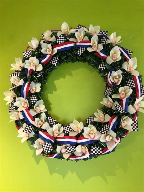 24 inch Silk Indianapolis 500 Winners Wreath - Buck Creek in Bloom