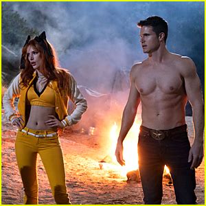 Robbie Amell Goes Shirtless In ‘The Babysitter: Killer Queen’ First ...