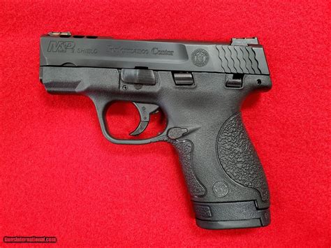 Smith and Wesson Performance Center 9MM