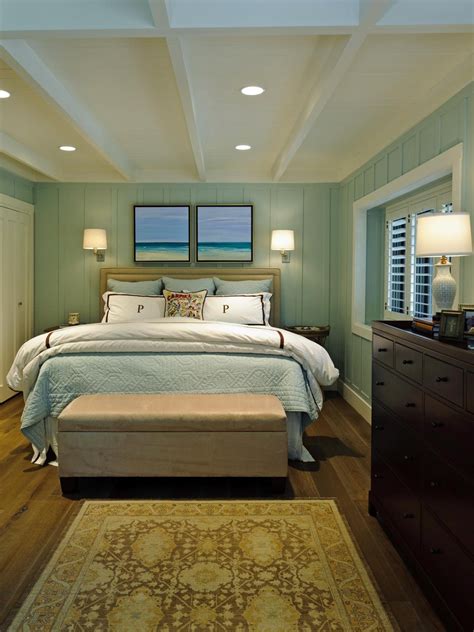 16 Beach Style Bedroom Decorating Ideas