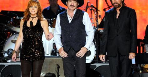 Reba McEntire's Top 5 Duets - CBS Baltimore