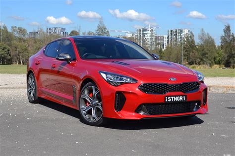 Kia Stinger GT 2017 review | CarsGuide