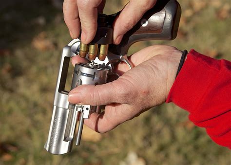 Speedloader Techniques for the Revolver | Gun Digest