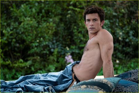 See Jonathan Bailey's Hottest Photos from His 'Bridgerton' Role: Photo 4826757 | Shirtless ...