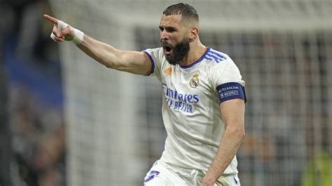 Wenger: Until 30, Benzema had two or three kilos too many | Marca