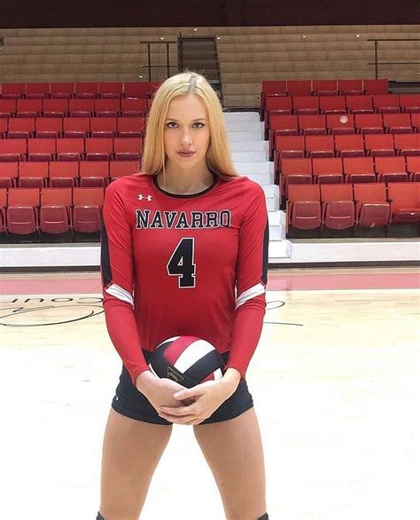 Women Volleyball, Sports Games, Sport Fitness, Couple Goals, Instagram Profile, Sports Jersey ...