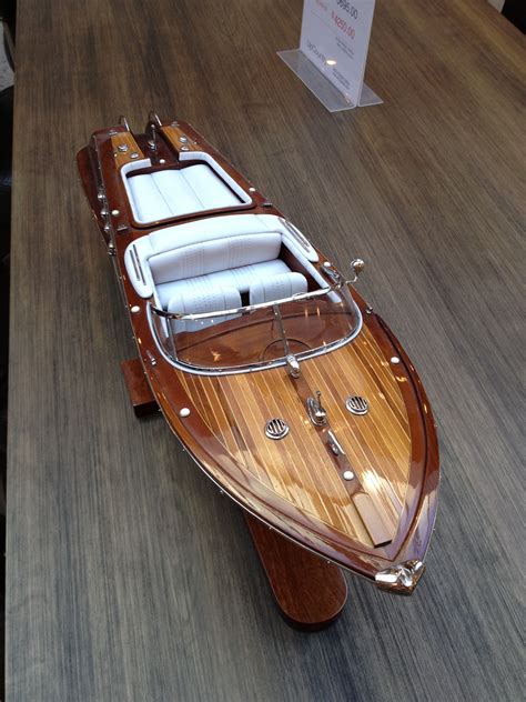 #Vintage #Speedboat Model | Wooden model boats, Wooden boat plans ...