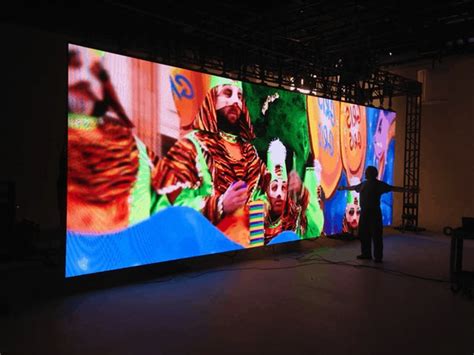 Video Walls vs. Projector Display,Which is Better - LED Wall manufacturer | DOIT VISION