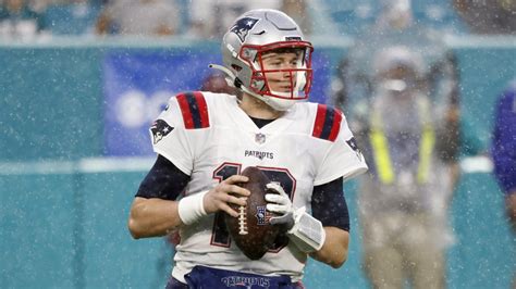 Mac Jones' rookie season: NFL coaches, execs, scouts assess the New England Patriots' QB | NFL ...