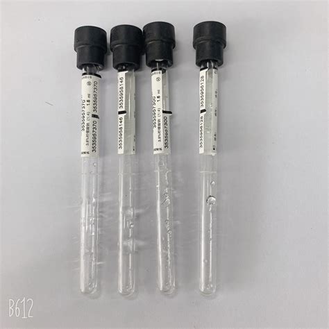 Slender ESR Tube Sodium Citrate 1: 4 Black Cap Blood Sample Collection