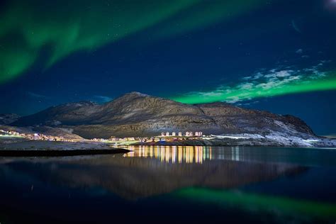 Experience the Northern Lights in Greenland | Guide to Greenland