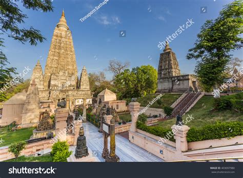 Mahabodhi Temple Bodh Gaya India Stock Photo 403097980 | Shutterstock