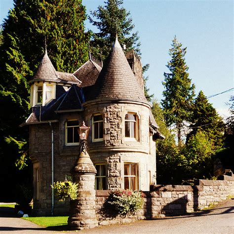 Gatehouse, Atholl Palace Hotel, Pitlochry, Scotland. | Flickr