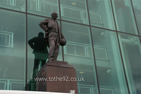 Matt Busby Statue Old Trafford - lvandcola