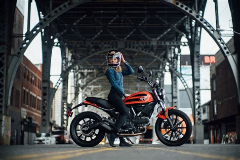 2021 Ducati Scrambler Sixty2 [Specs, Features, Photos] | wBW