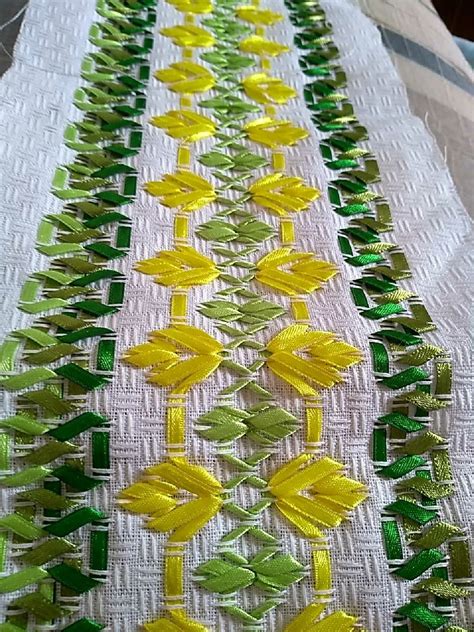 Pin by Carla M on bordado | Silk ribbon embroidery, Ribbon embroidery, Embroidery sampler