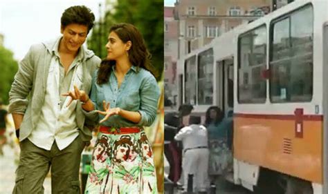 Spotted: Shah Rukh Khan and Kajol shoot iconic DDLJ train scene for Rohit Shetty’s Dilwale ...