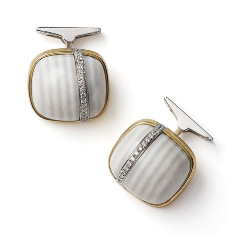 Gemstone Cufflinks Guide - International Gem Society