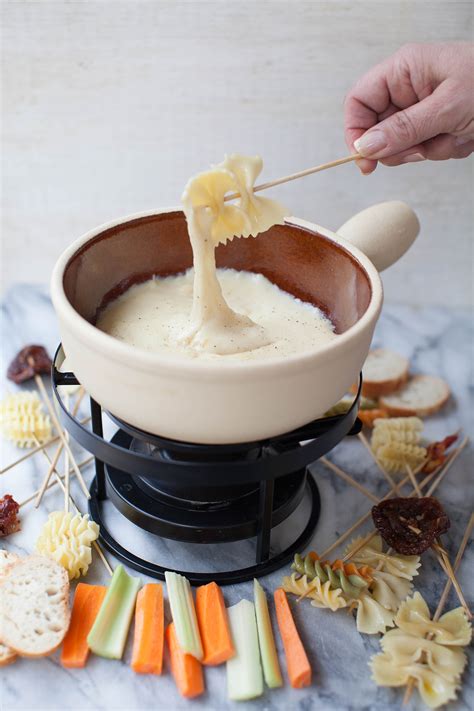 Creamy Cheese Fondue - Colavita Recipes