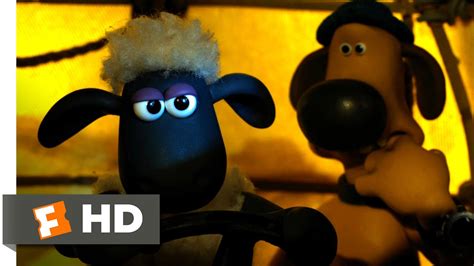 Shaun the Sheep Movie (9/10) Movie CLIP - Escaping the City (2015) HD ...