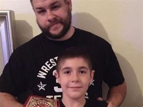 Kevin Owens Family Photos, Wife, Son, Height, Age, Real Name ...