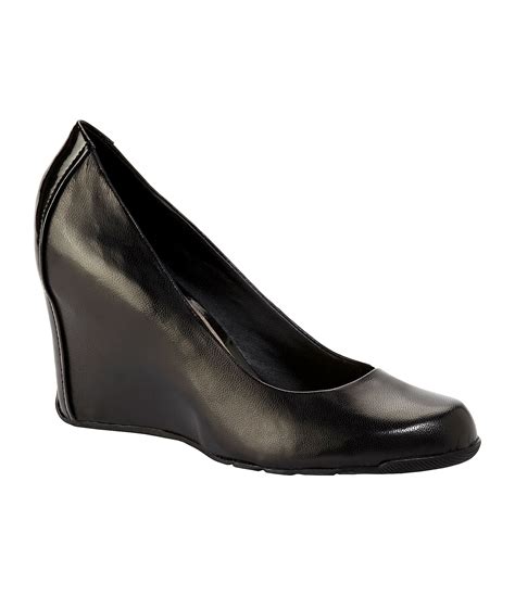 Kenneth Cole Reaction Did U Tell Leather Wedges | Dillards