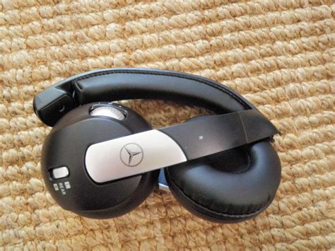 Purchase Mercedes Benz RSES Rear-Seat Entertainment System Headphones ...