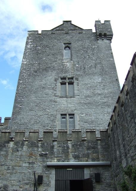 Knappogue Castle © Simon Huguet :: Geograph Ireland