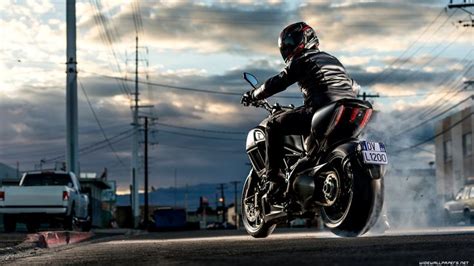 4K Wallpaper For Pc Bike Ideas | Motorcycle wallpaper, Ducati diavel ...