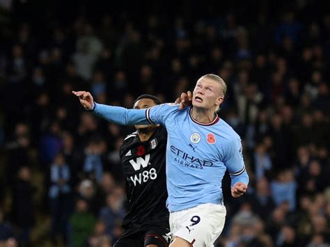 Premier League: Erling Haaland Late Show Sends Manchester City Top ...