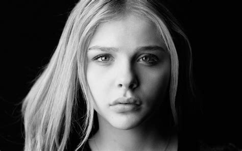 studio lighting portrait photography - Google Search | Chloe grace ...