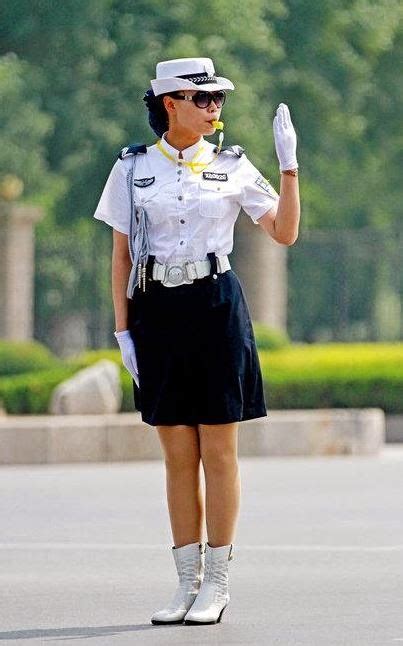 The Uniform Girls: [PIC] China female uniform traffic police