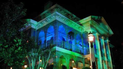 25 Spooky facts from Disney's Haunted Mansion