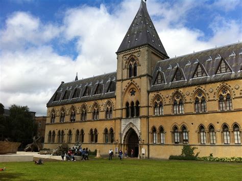 The Cabbages of Doom: The Oxford University Museum of Natural History