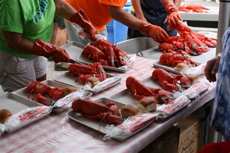 Maine Lobster Festival seeks volunteers | PenBay Pilot