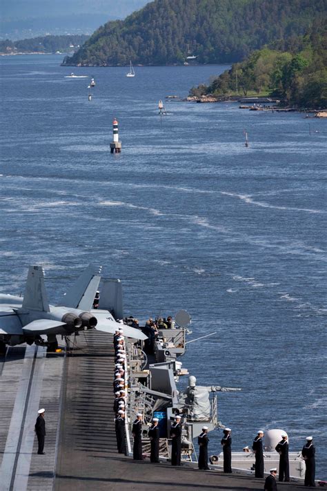 DVIDS - Images - USS Gerald R. Ford Pulls into Oslo, Norway