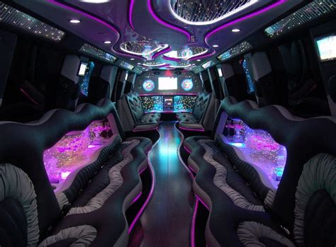 Hummer Limo Inside With Pool - Sport Cars Modifite