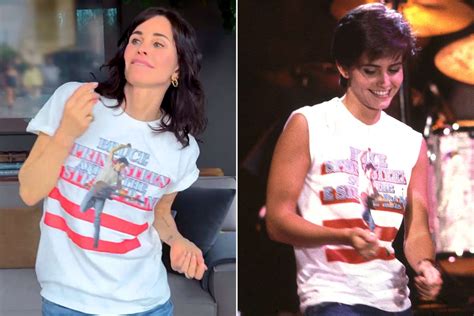 Courteney Cox recreates her 'Dancing in the Dark' dance