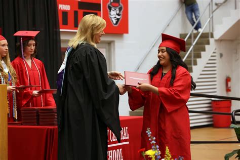 Montgomery Central High School 2023 Commencement Ceremony (194) - Clarksville Online ...